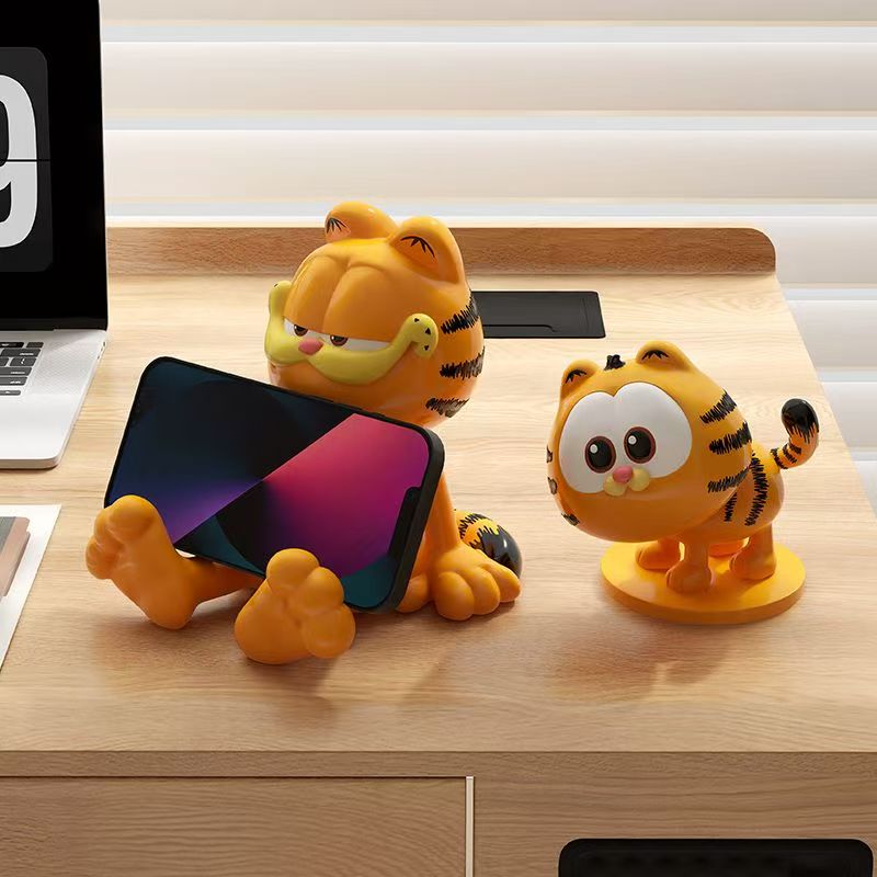 Home Decor Resin - Garfield animation cartoon cute resin phone